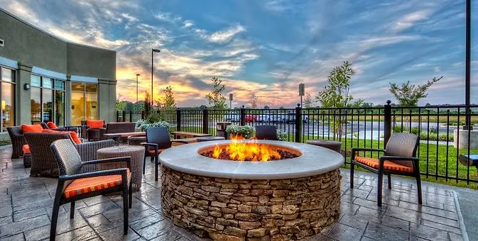 Hilton Garden Inn Memphis/Wolfchase Galleria Hotel