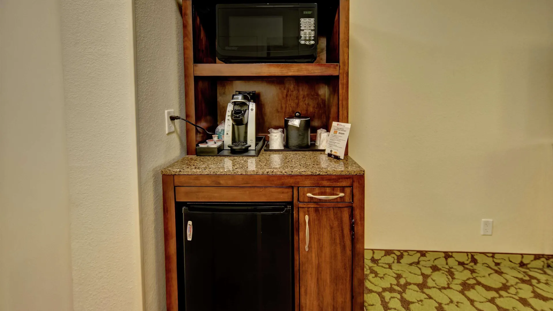 Hilton Garden Inn Memphis/Wolfchase Galleria Hotel