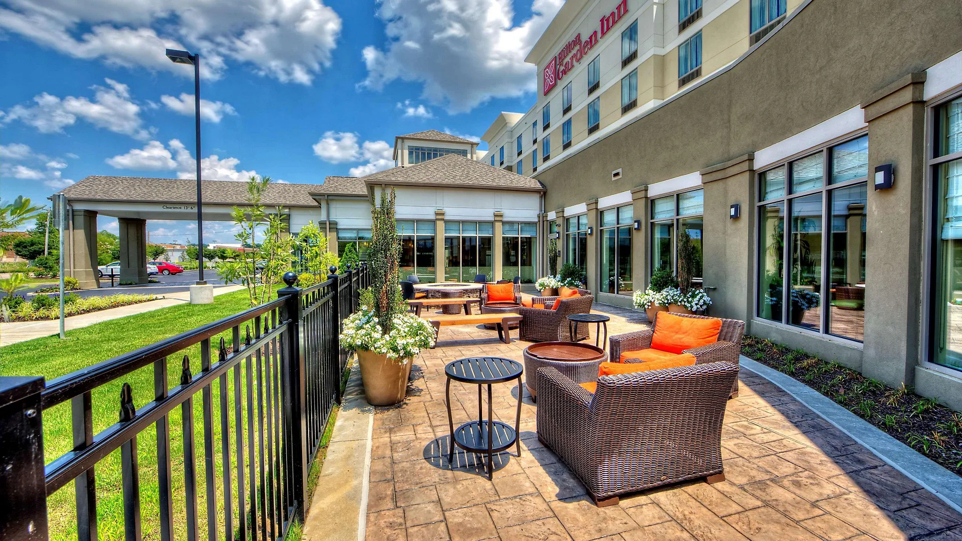 Hilton Garden Inn Memphis/Wolfchase Galleria Hotel